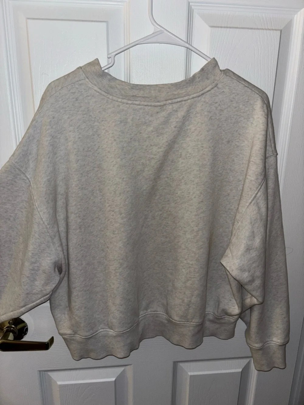 wild fable v neck sweatshirt - Picture 2 of 2